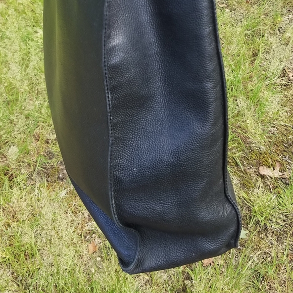 *Just Showing!!!* Chanel Jumbo XL CC Shopping Tote - Picture 6 of 10